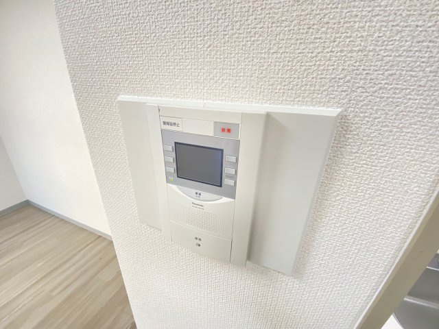 アルファビルのセキュリティ