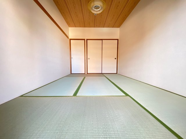 アルファビルの和室