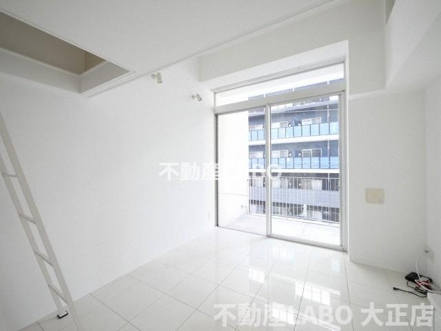 是空NAMBA NISHIの洋室