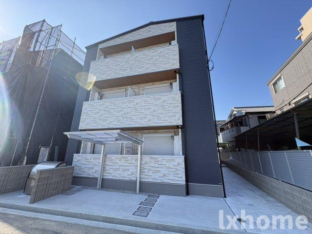 Kvell Garden 春日のエントランス|建物の内部です