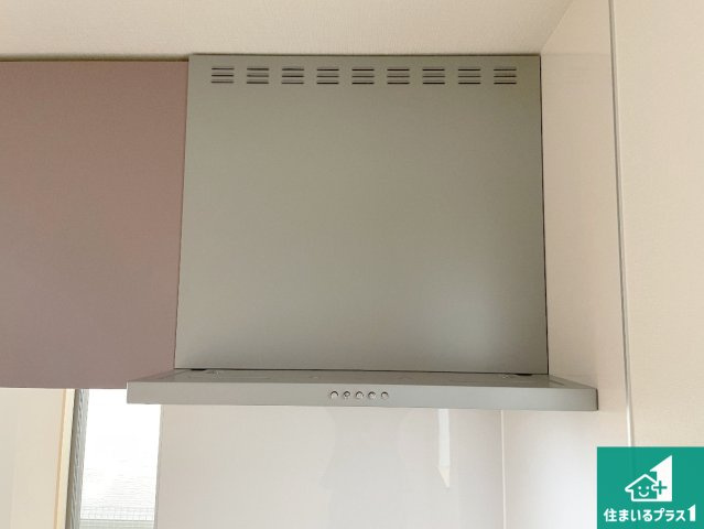 高槻市栄町　新築一戸建ての設備|汚れにくいスロットフィルタでお手入れラクラク！ＬＥＤ照明付き！