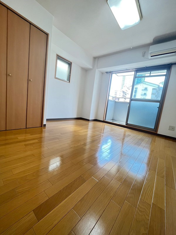 ラ・フォンテ三宮旭の居間・リビング