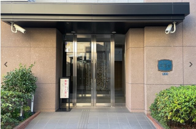 ★仲介手数料無料★クレストコート中落合（角住戸につき眺望・通風良好）のエントランス