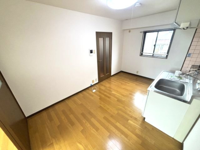 サイレンスⅠの居間・リビング