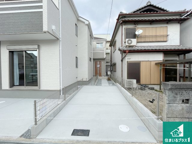 18(土)19(日)現地説明会開催中　高槻市栄町　新築一戸建ての外観|安心の10年保証！外観を美しく保ち、雨水で汚れを落とします！気になることがありましたら、お気軽にお問い合わせください！