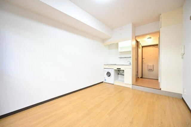 センチュリー西久保の洋室