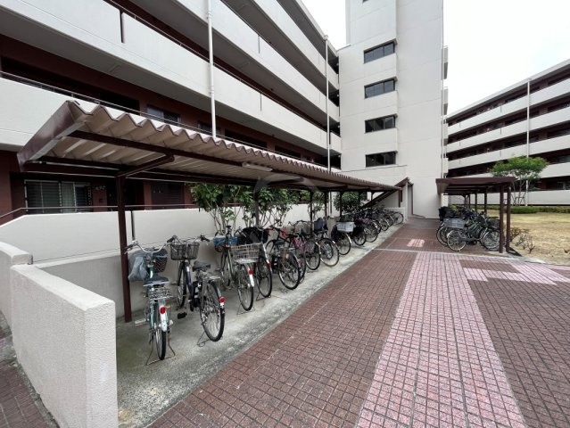 帝塚山セントポリアのその他共用部分|帝塚山セントポリア　駐輪場