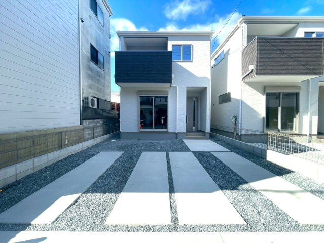 ◆リビング広々２０帖以上の４ＬＤＫ◆並列駐車２台可能◆伏見区向島庚申町２期の外観|外観