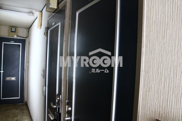 第１０ビルのその他共用部分|共用廊下