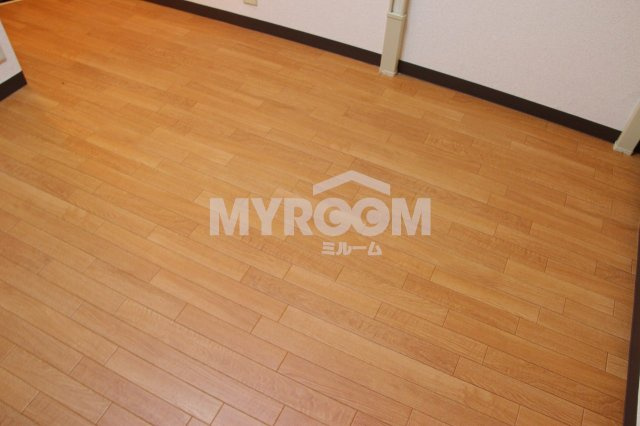 第１０ビルの寝室|寝室（同一仕様写真）