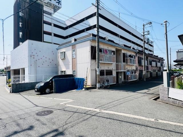 ファミール林　Ｂ棟の周辺