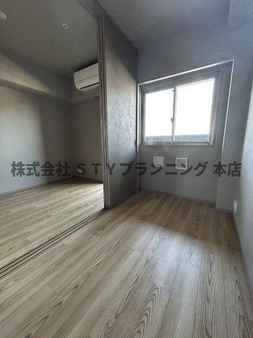 仲介手数料０円！オーパスレジデンス名古屋ステーションの洋室