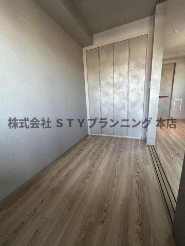 仲介手数料０円！オーパスレジデンス名古屋ステーションの洋室