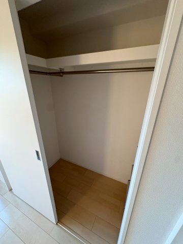 大阪市西区西本町３丁目の賃貸マンションの収納