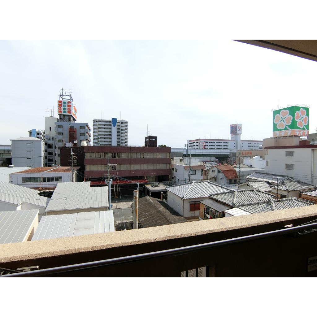 Ｇｒａｃｅ　Ｃｏｕｒｔのその他