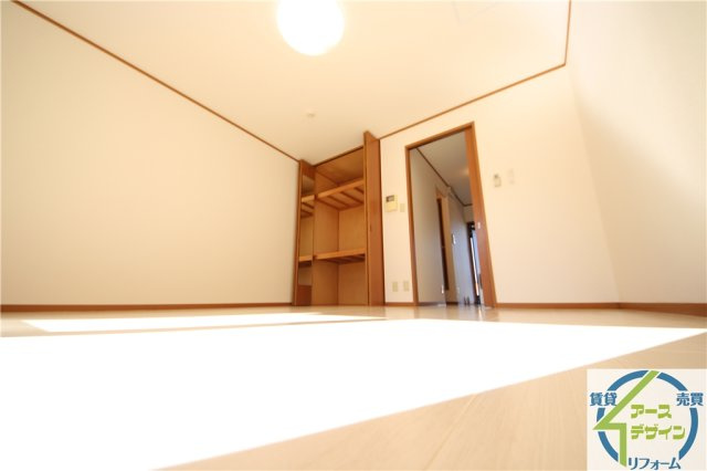 ハイネス野添Ⅱの居間・リビング