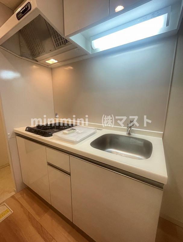 大阪市中央区淡路町２丁目の賃貸マンションのキッチン