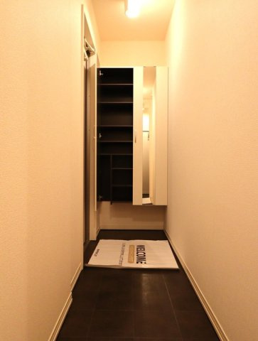 パナメーラの玄関