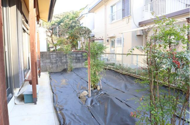 高知市春野町平和　中古一戸建ての庭|広いお庭があります♪