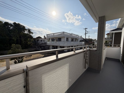 【バルコニー】 | 沖縄市知花（全3棟）A・C号棟 | C号棟　2部屋続バルコニー♪（インナーバルコニー）