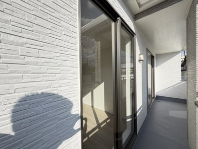 【バルコニー】 | 沖縄市知花（全3棟）A・C号棟 | C号棟　2部屋続バルコニー♪（インナーバルコニー）