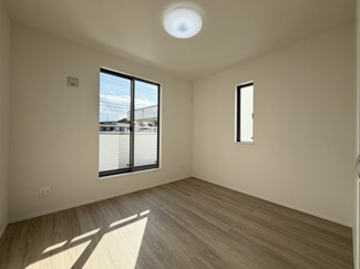 【洋室】 | 沖縄市知花（全3棟） | ※同仕様写真です