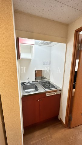 レオパレスウエストグリーンリバーのキッチン