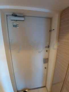 【玄関】 | ラドゥセール四ツ木ウエスト