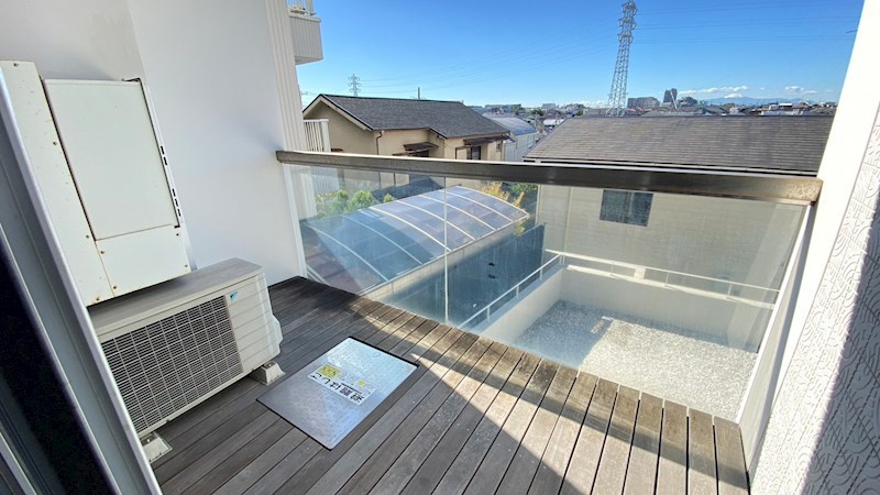 イプセ学芸大学のバルコニー