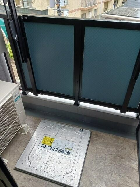 ファーストプレイスのバルコニー