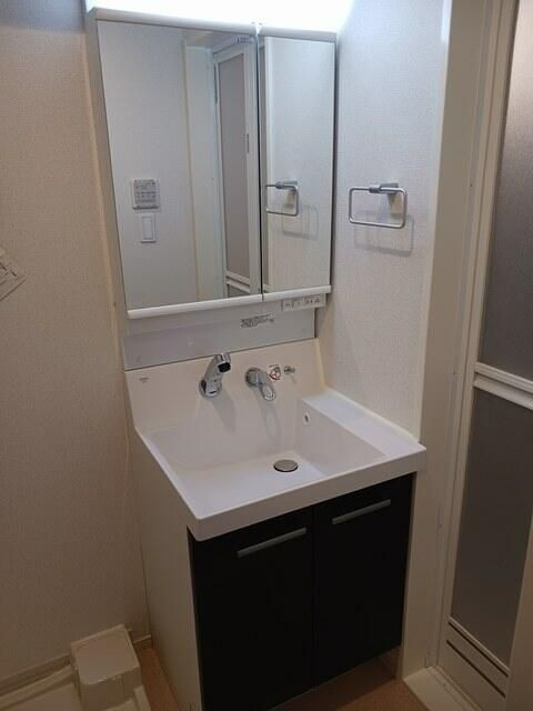 ファーストプレイスの洗面所