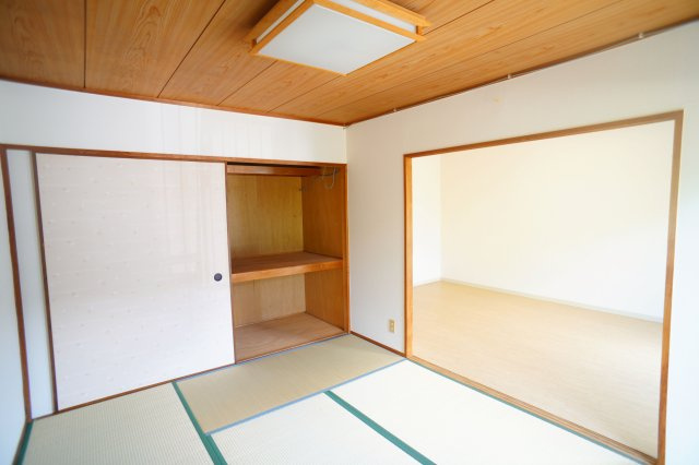 奈良ハイツの和室