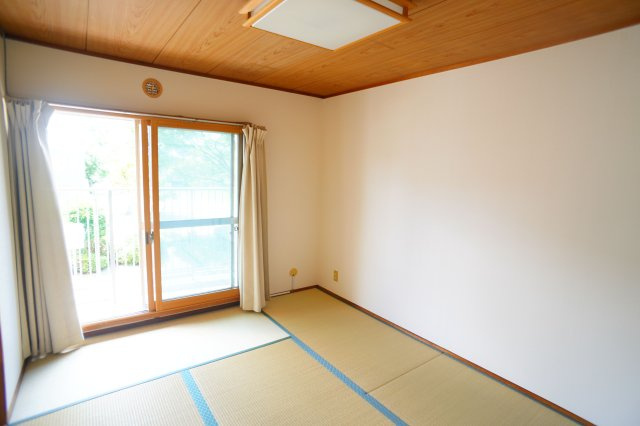 奈良ハイツの和室