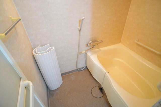 奈良ハイツの浴室