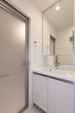 レガシス中目黒の洗面所