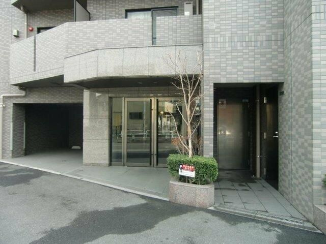 ルーブル王子のエントランス