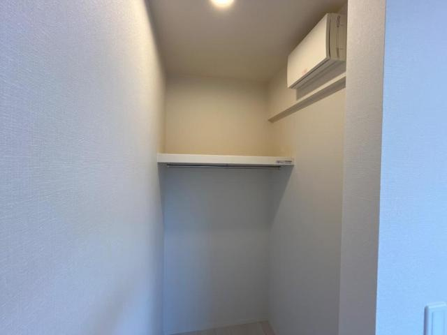 アーバンテラスの収納|ウオークインクローゼット（イメージ）