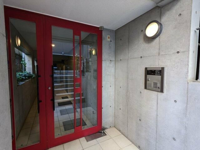 桜ヒルズ板橋のエントランス