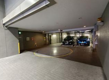 クリオ文京小石川の駐車場