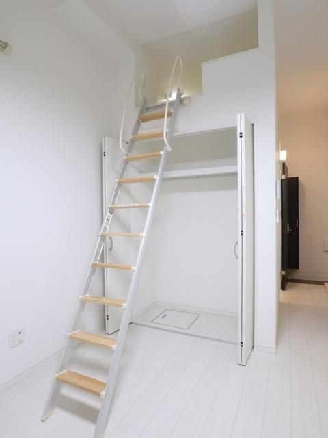 フォーリア加賀の居間・リビング