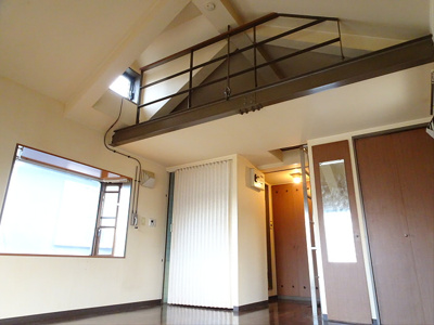 【内装】 | キャラット和泉