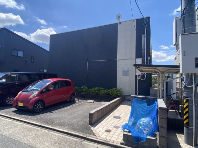 レオネクスト稲西