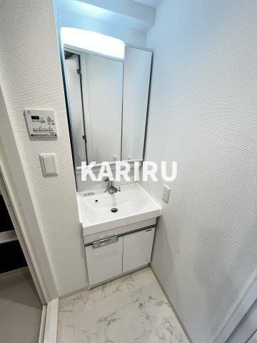 ソルテラス都島本通の洗面所