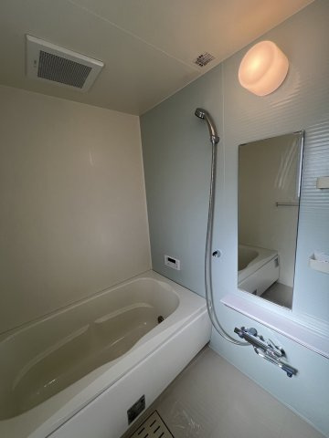 メゾンあづまの浴室