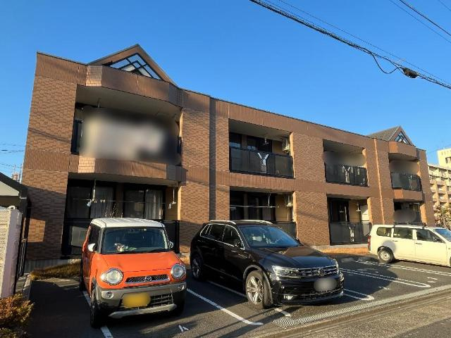 コンフォース西前田