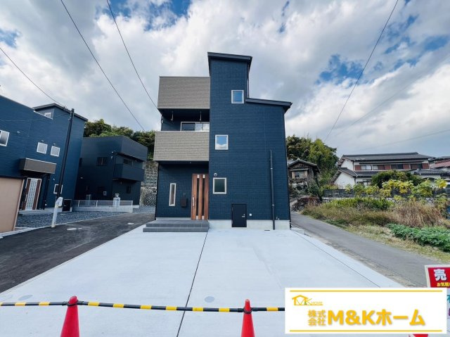 知多市新知字永井　全3棟　1号棟の前面道路含む現地写真|並列駐車3台可能☆