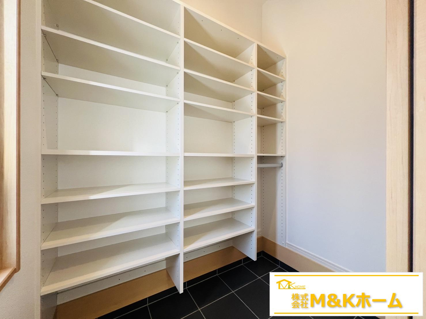 知多市新知字永井　全3棟　1号棟の収納|SIC付き♪