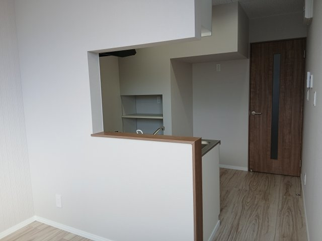 Pinot noir(ピノ・ノワール)の居間・リビング