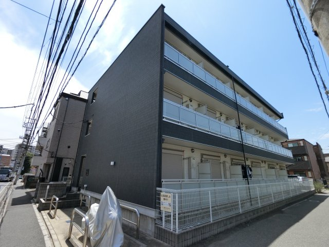 リブリ・アルハンブラの外観