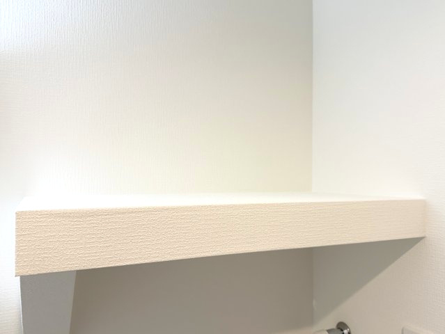 ポラリス鳥栖駅南の設備|洗濯機置き場の上に便利な棚も完備